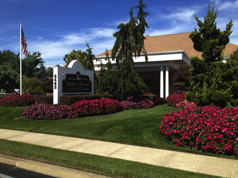 Funeral Home Lawn Maintenance